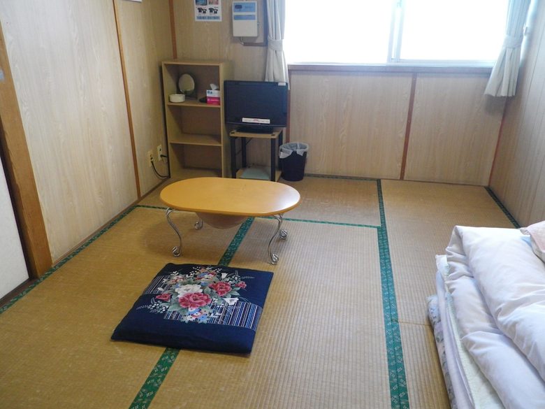 Hotel Minshuku Iwakawa