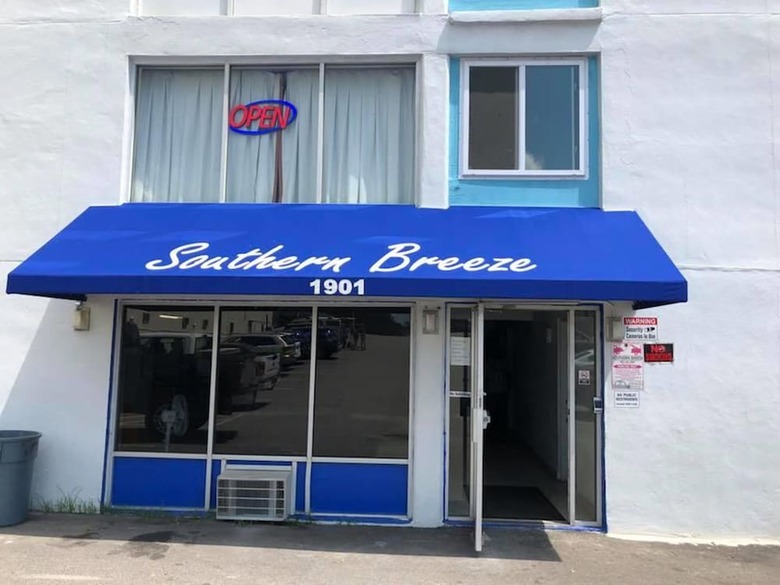Southern Breeze Motel