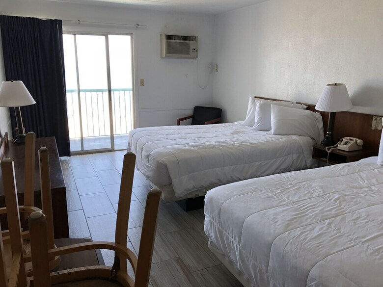 Southern Breeze Motel
