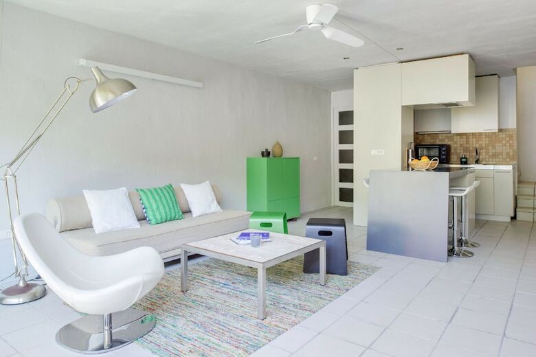 Apartamentos 11 Holiday Homes