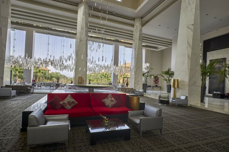 Hotel Dusit Thani Lakeview Cairo