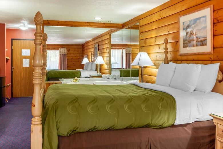 Hotel Quality Inn & Suites