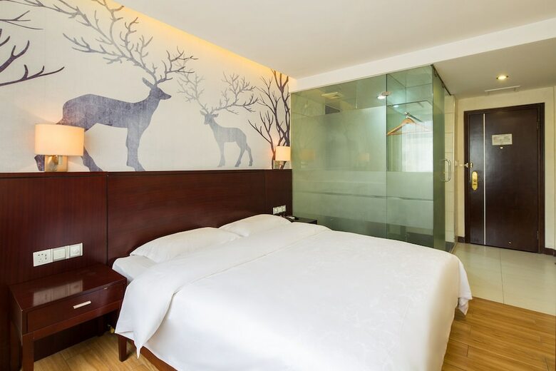 Hotel Kaiserdom Zhongshan Road