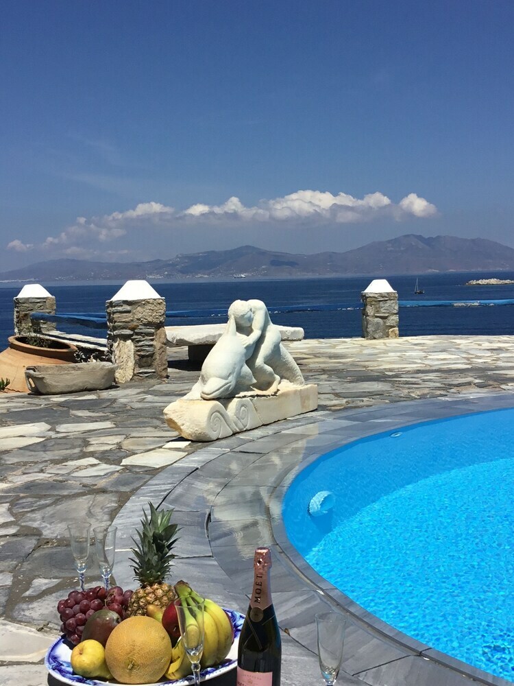 Villa Cavo Delos