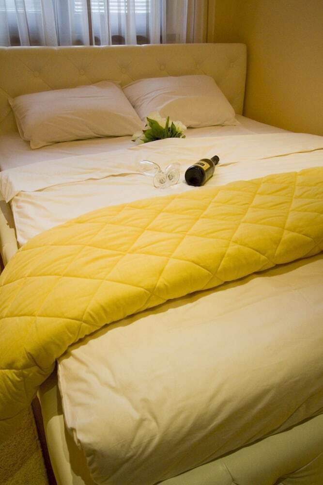 Aparthotel Vila Barovi? And Spa