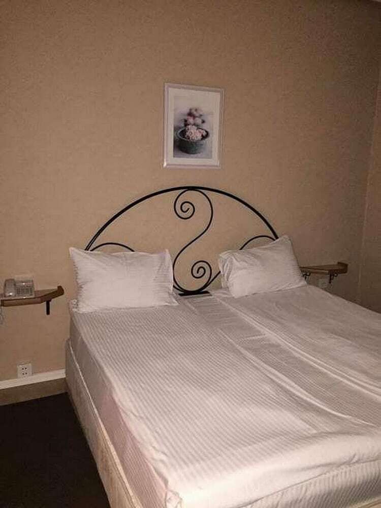 Hotel Holiday Village