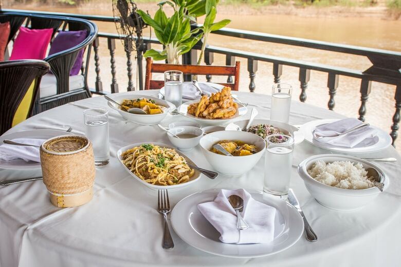 Hotel The Vat Phou Cruise