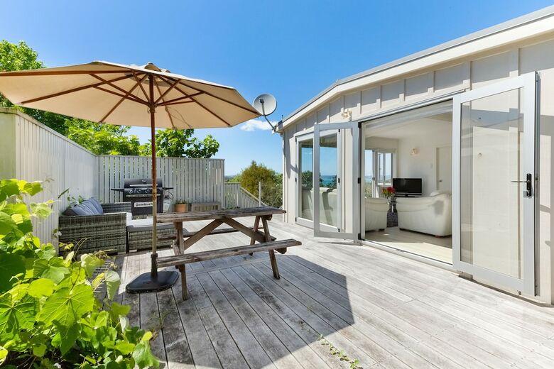 Tiri Cottage
