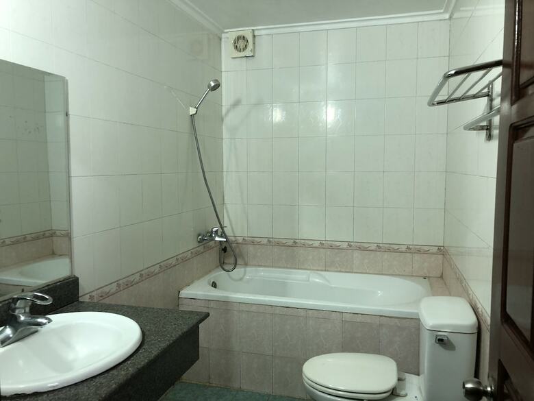 Halong Central Hotel