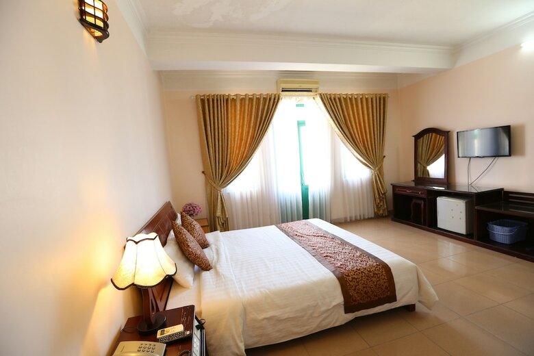 Halong Central Hotel