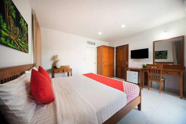 Dee Viking Hotel Patong