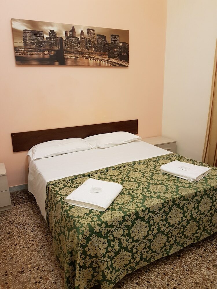 Hotel Guest House Hello Kitty