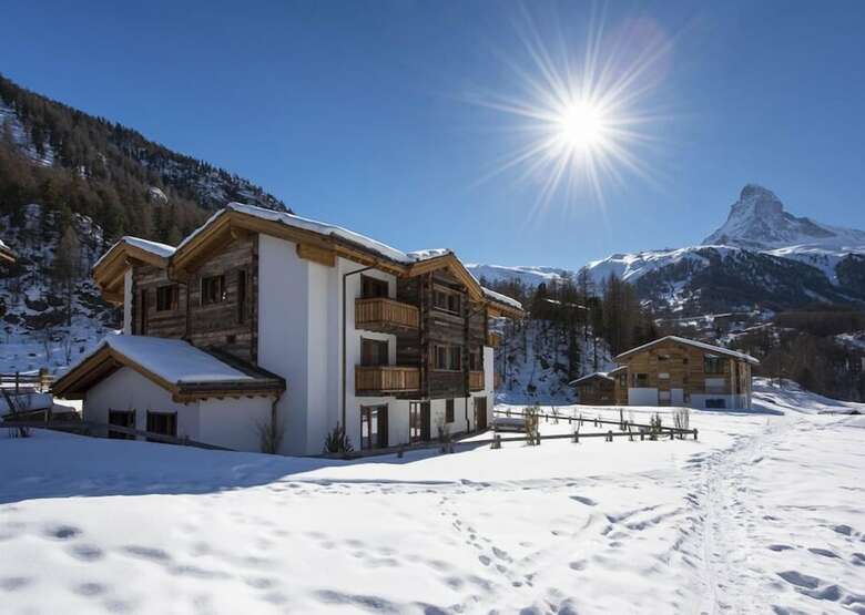 Apartamentos Chalet Shalimar