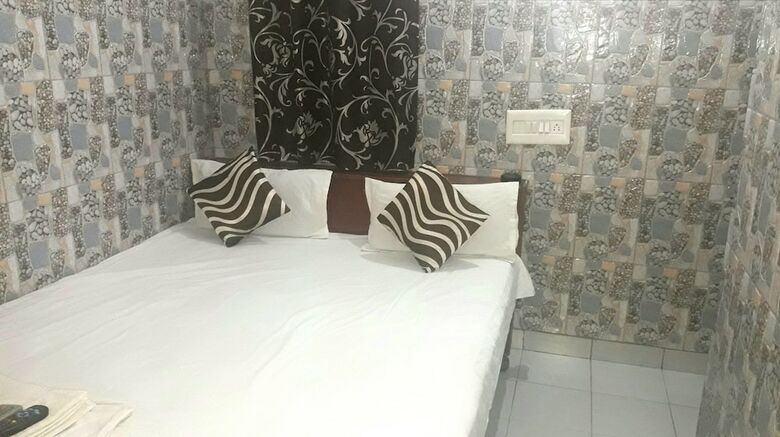Hotel Rajdhani Guest House