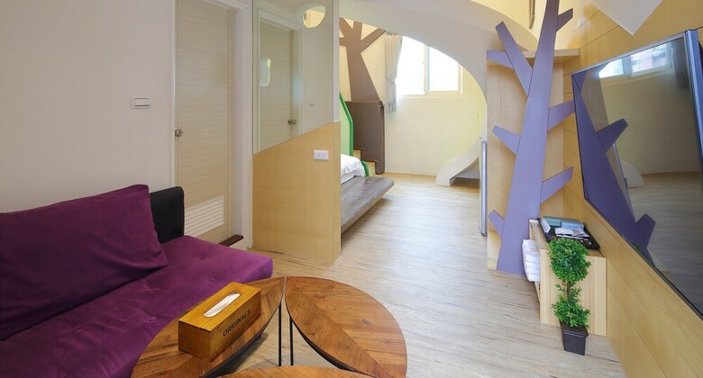 Hotel Happiness Yes Hostel