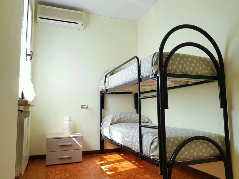 Bright Apartments Sirmione -sorgente Pool 1