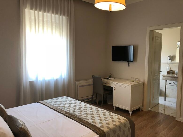 Amfiteatri Boutique Hotel
