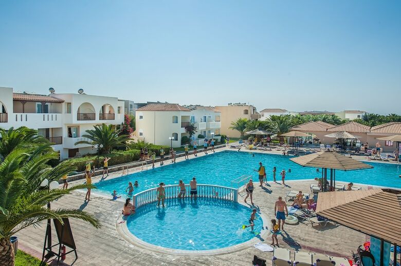 Hotel Akti Beach Club