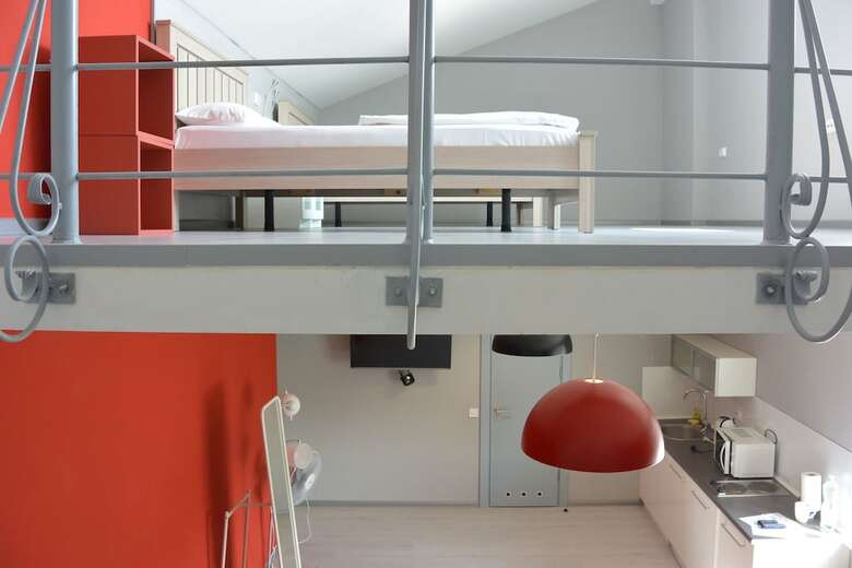 Z-one Aparthotel