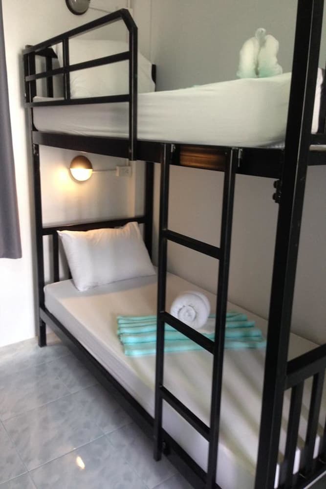 Hostal Wayla Hostel - Adults Only