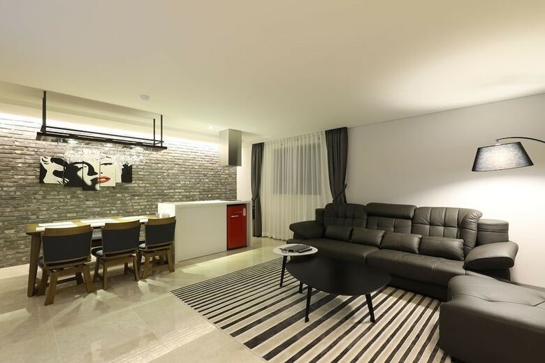 Suwon Saint Hotel