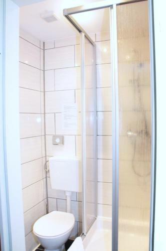 Hotel Holl Garni