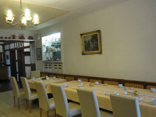 Hostal Hotel Und G�stehaus Gute Quelle