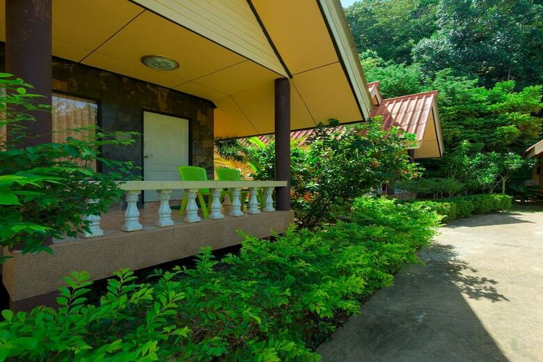 Hotel Rim Khao Resort