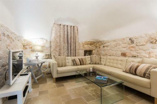 Villa Trullo Giglio
