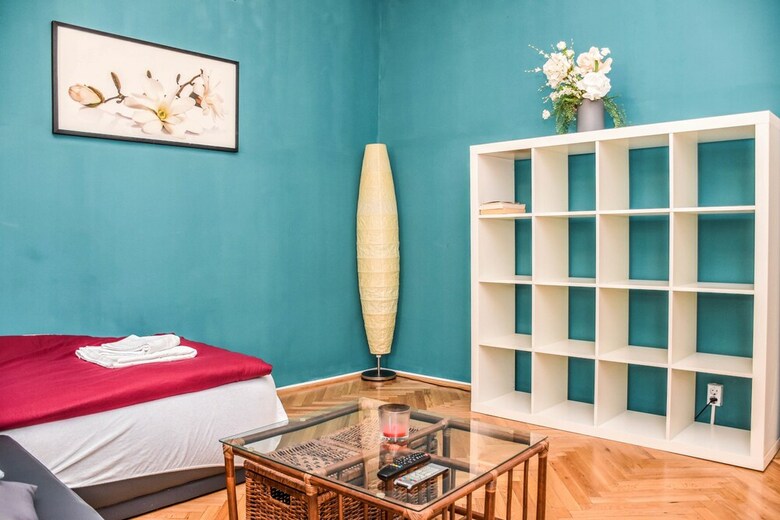 Diamond Astoria 4, Quiet Apartment