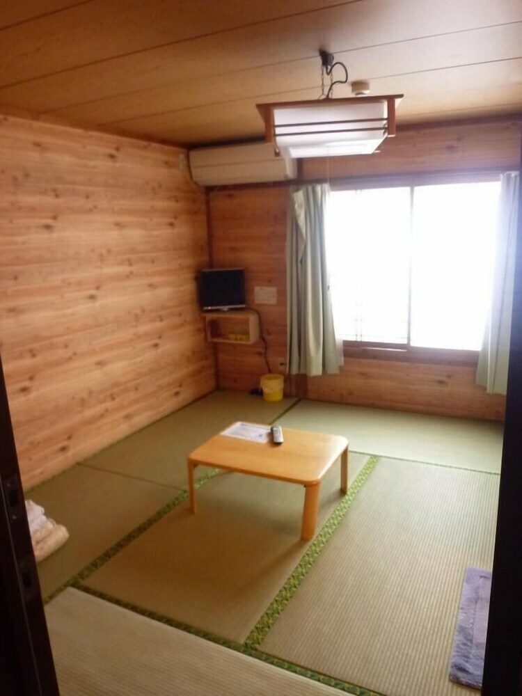 Hotel Minshuku Kaisei I