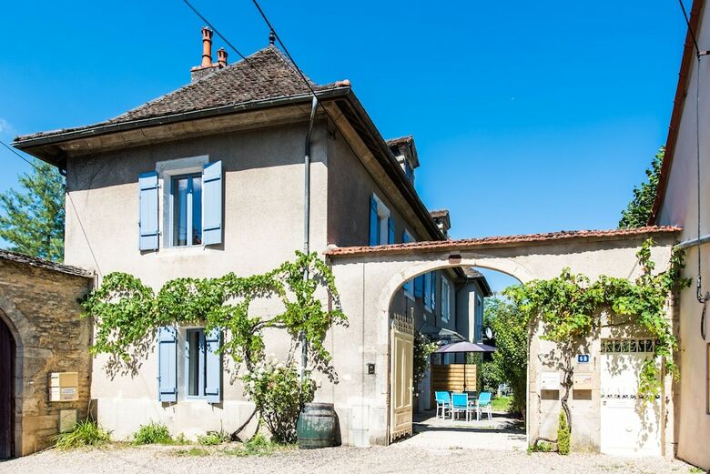 Hippolyte House