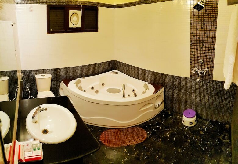 Hotels Diamond Glory Pvt. Ltd.