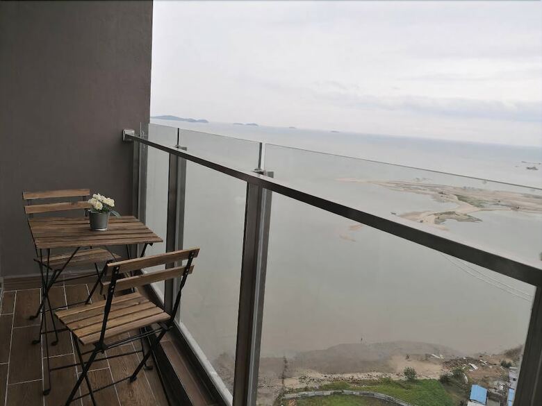 Apartamentos Vinz @ Silverscape Luxury Residence