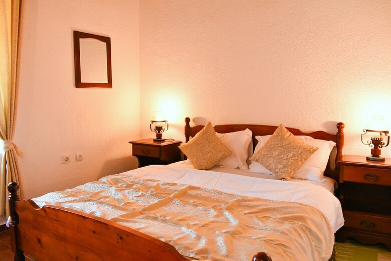 Hotel Kulla E Balshajve