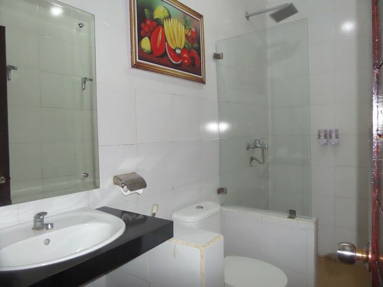 Hotel Semaya One Beach Guesthouse