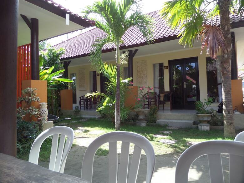 Hotel Semaya One Beach Guesthouse
