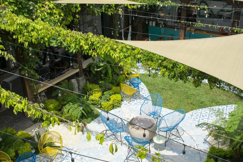 Hostal Adra Hostel