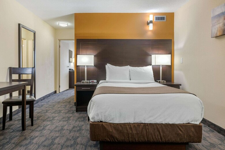 Hotel Quality Inn & Suites Bathurst