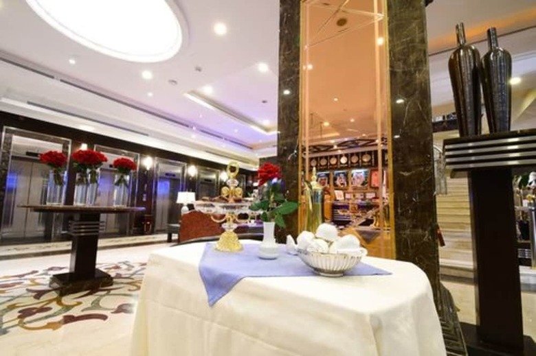Hotel Golden Tulip Al Mektan