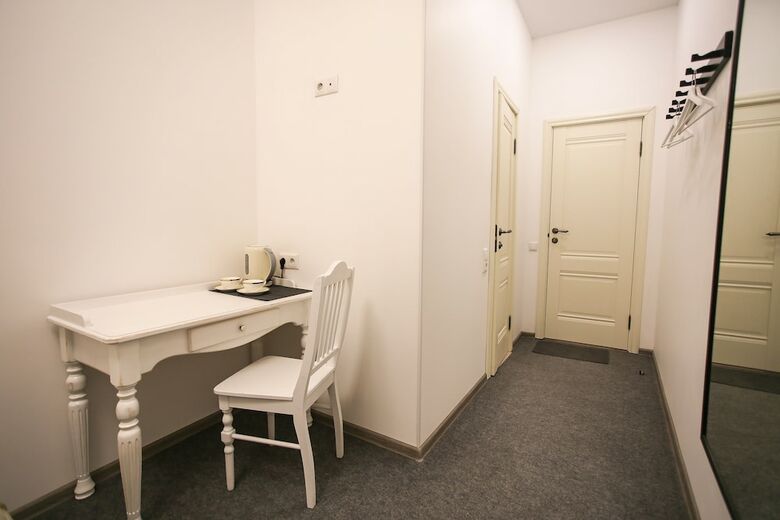 Bridge City Mini Hotel