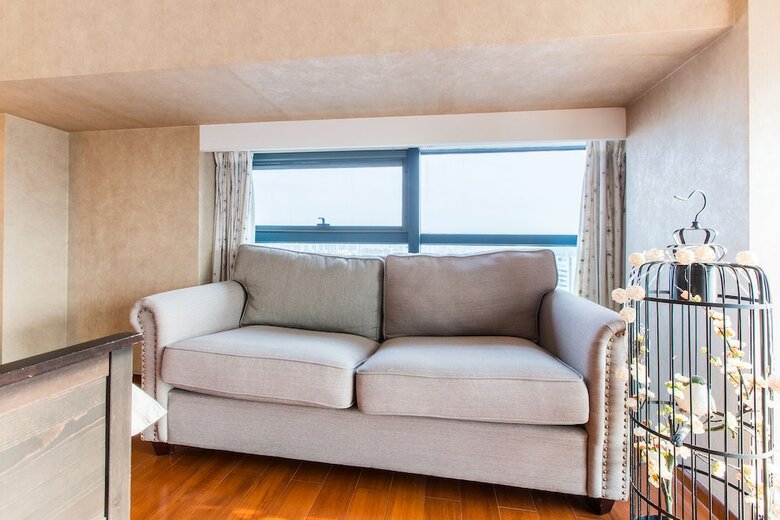 Summer Flower Apartment