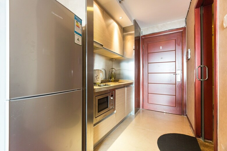 Summer Flower Apartment