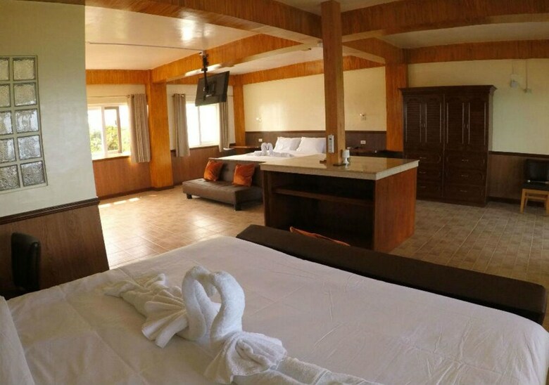 Villa Monkey Beach Dive Resort