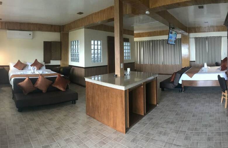Villa Monkey Beach Dive Resort