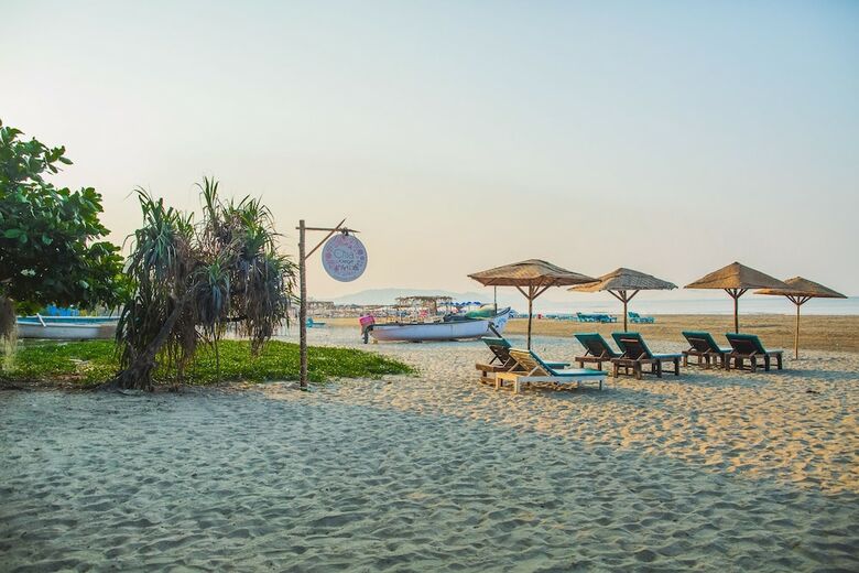 Hotel Devarya Wellness Beach Resort