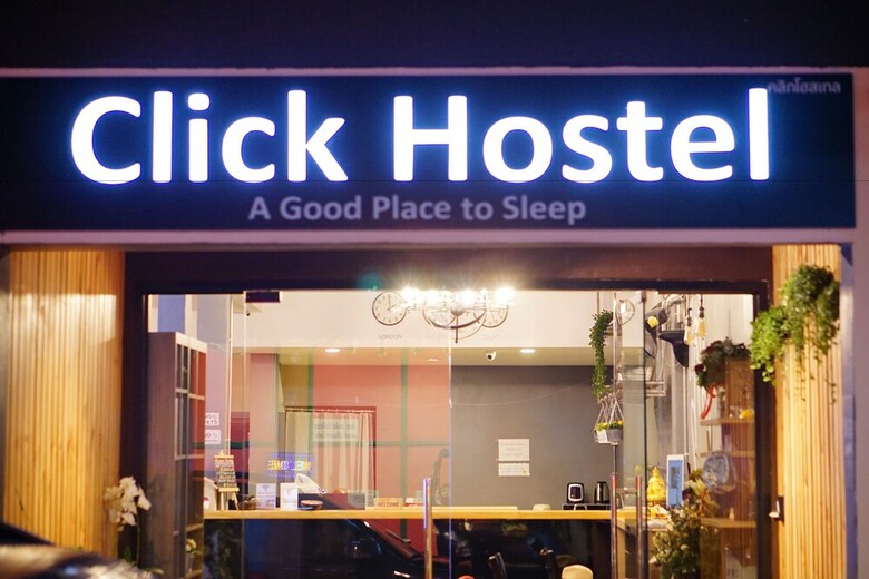 Hostal Click Hostel