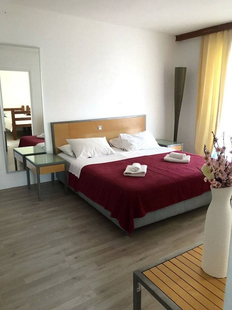 Bip Hotel