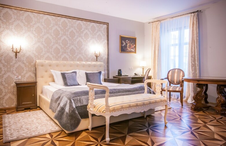 Hotel Safrano Palace