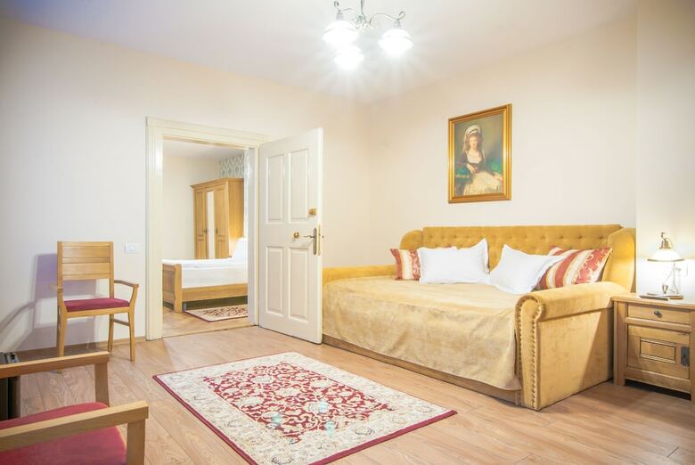 Hotel Safrano Palace